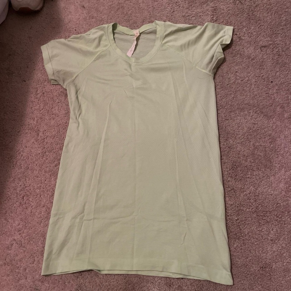 Lululemon Athletica Mint Green Short Sleeve Tee